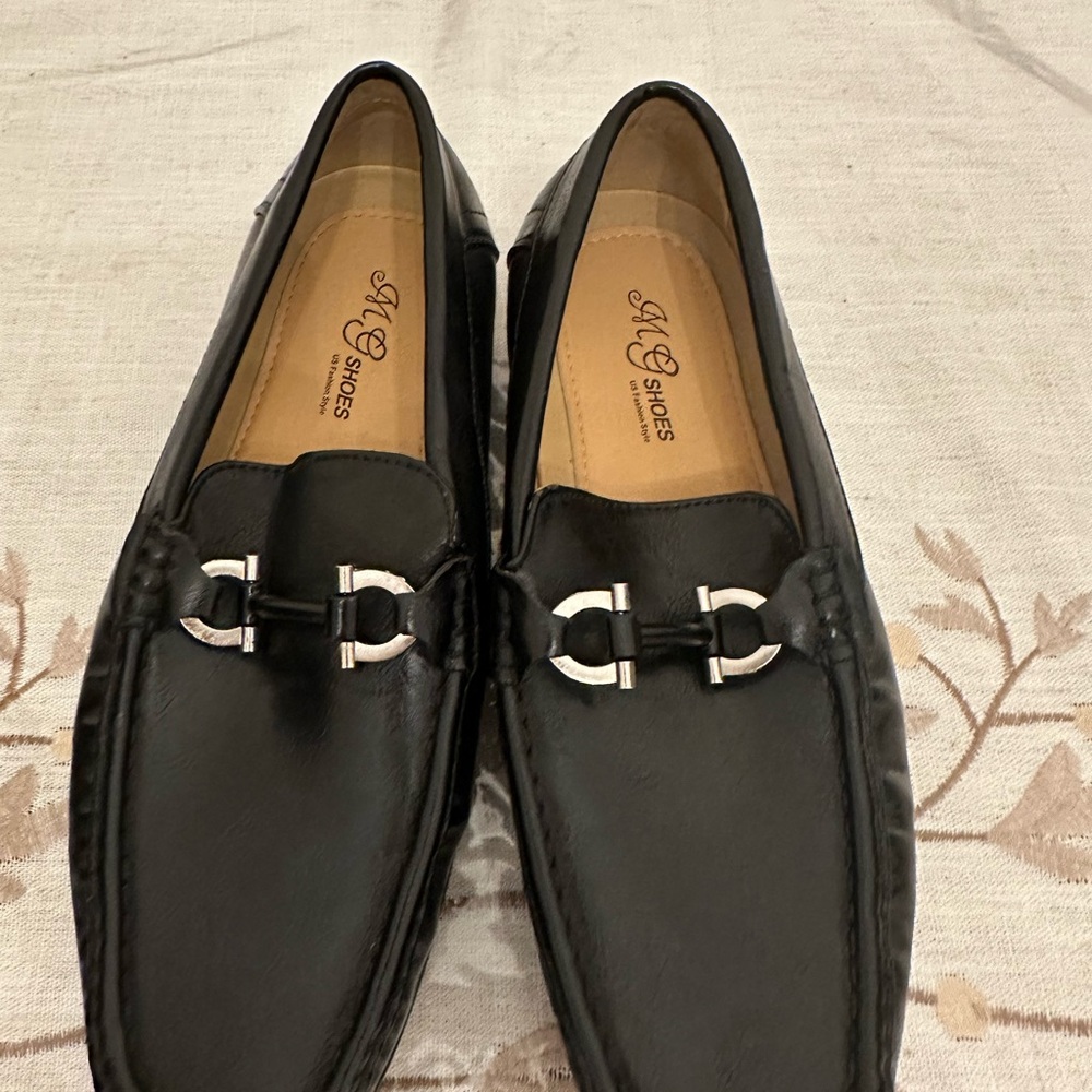 Men's Black Loafers